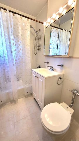 61 Oliver Street 5B, Brooklyn, NY 11209