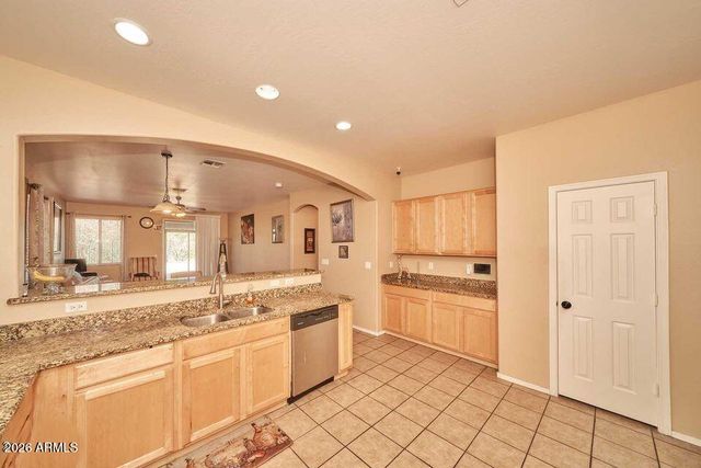 424 E DIAMOND Trail, San Tan Valley, AZ 85143