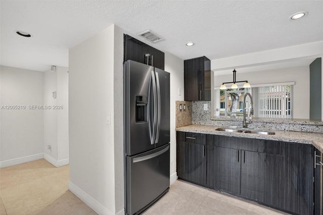 845 NW 91st Ter, Plantation, FL 33324