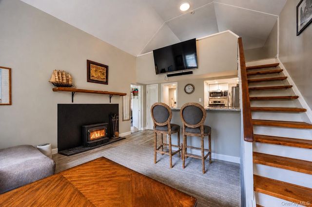 109 West Park Avenue, Pearl River, NY 10965