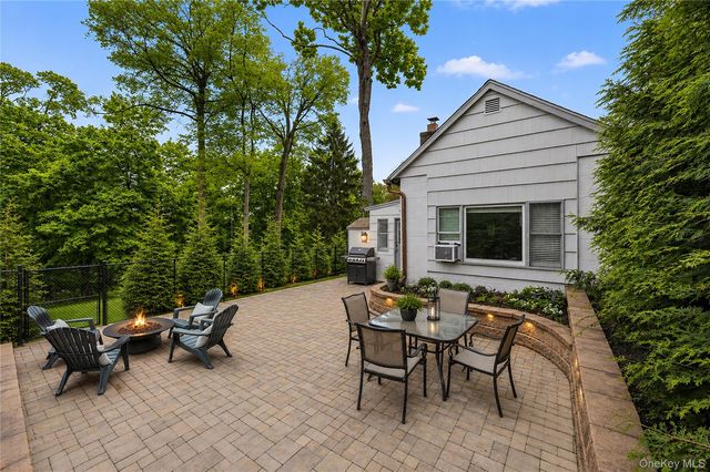 109 West Park Avenue, Pearl River, NY 10965
