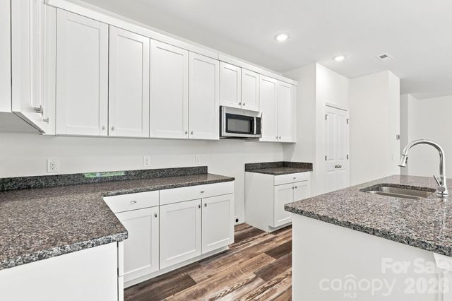 837 Old Mountain Road, Statesville, NC 28677