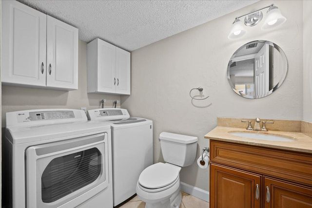 251 SEABREEZE Circle, Jupiter, FL 33477
