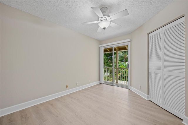 251 SEABREEZE Circle, Jupiter, FL 33477