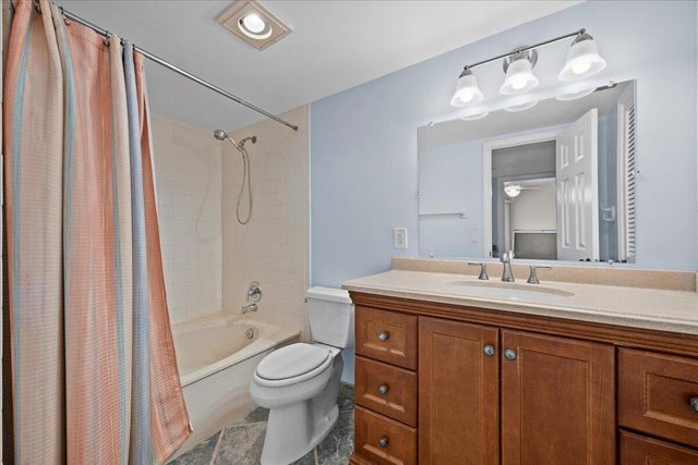 251 SEABREEZE Circle, Jupiter, FL 33477