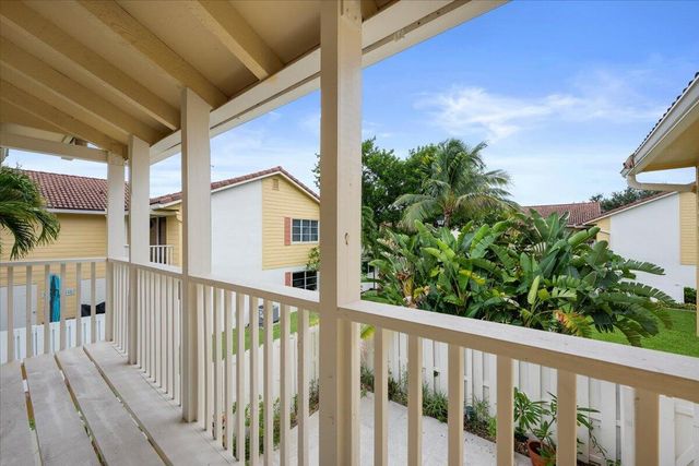 251 SEABREEZE Circle, Jupiter, FL 33477
