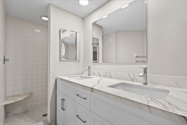 251 SEABREEZE Circle, Jupiter, FL 33477