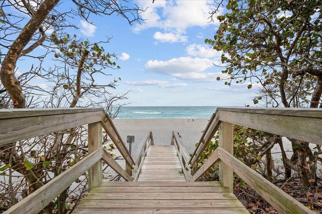 251 SEABREEZE Circle, Jupiter, FL 33477