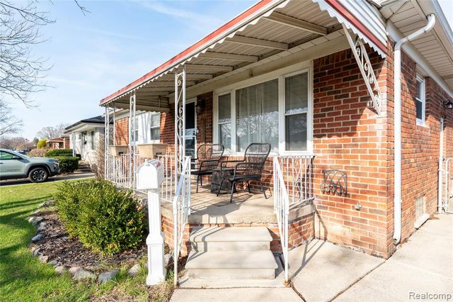 25158 Arlington Street, Roseville, MI 48066