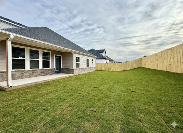 5911 SW Bear Creek Avenue, Bentonville, AR 72713