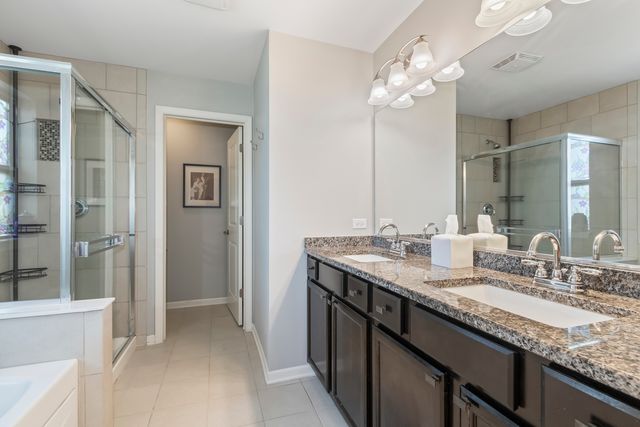 28 E Moseley Road, Palatine, IL 60074