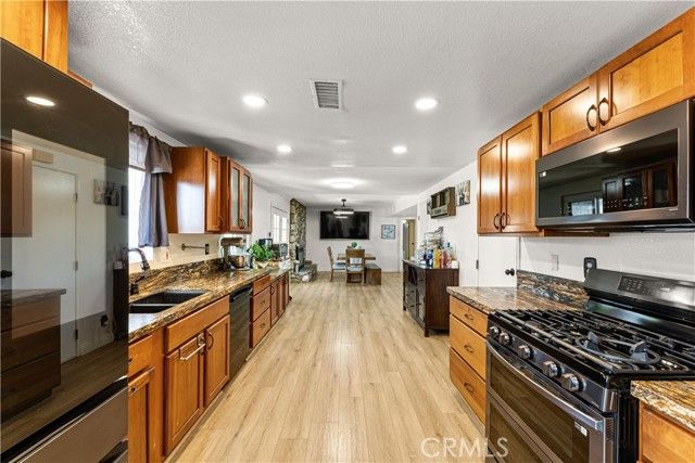 5436 Sierra Vista, Riverside, CA 92505