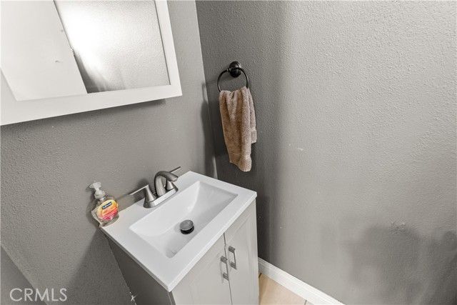 5436 Sierra Vista, Riverside, CA 92505