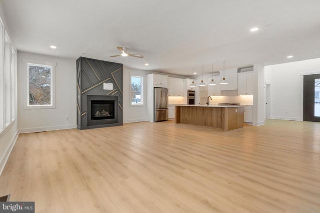 438 DELAWARE AVE, Millsboro, DE 19966