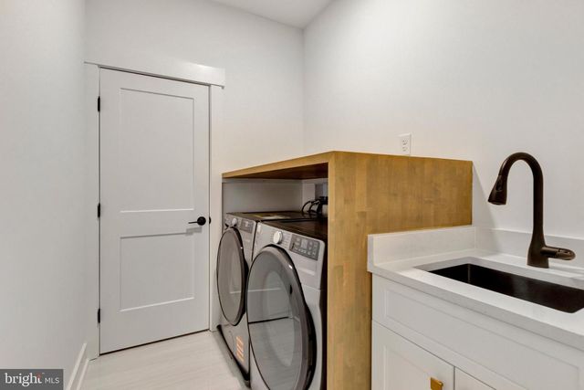 438 DELAWARE AVE, Millsboro, DE 19966