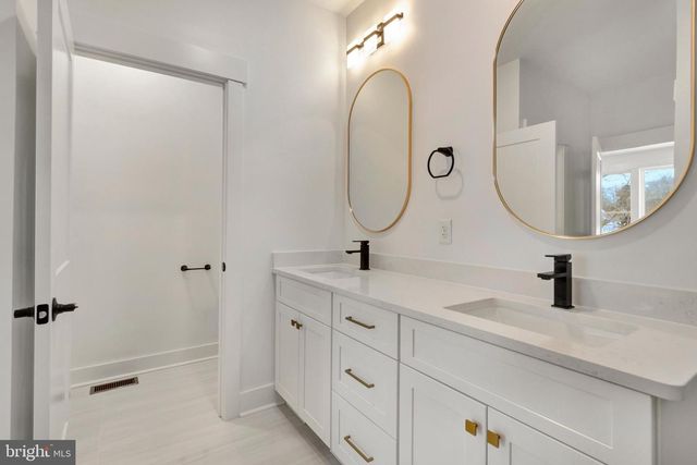 438 DELAWARE AVE, Millsboro, DE 19966