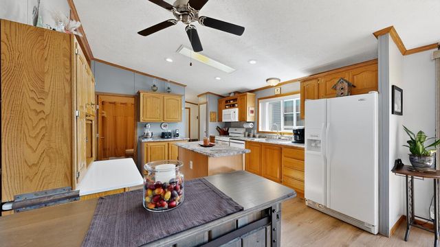 506 Peony Street SE, Rochester, MN 55904