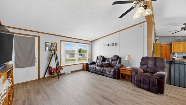 506 Peony Street SE, Rochester, MN 55904