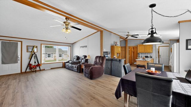 506 Peony Street SE, Rochester, MN 55904