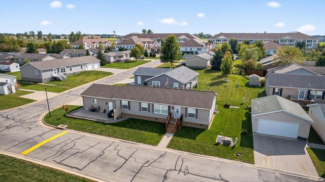 506 Peony Street SE, Rochester, MN 55904