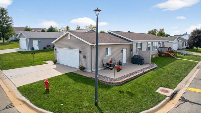 506 Peony Street SE, Rochester, MN 55904
