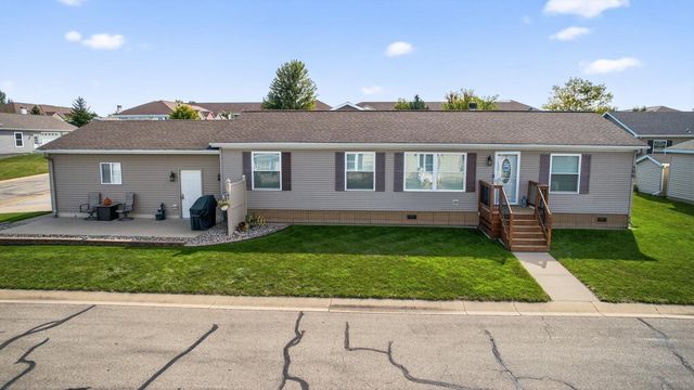 506 Peony Street SE, Rochester, MN 55904