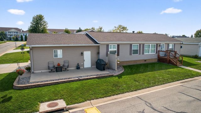 506 Peony Street SE, Rochester, MN 55904
