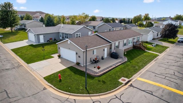 506 Peony Street SE, Rochester, MN 55904