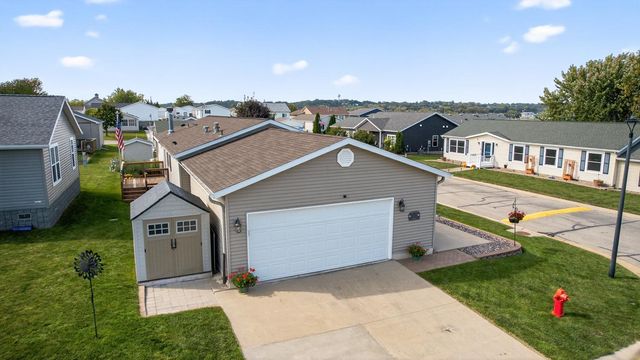 506 Peony Street SE, Rochester, MN 55904