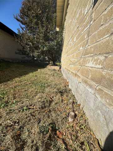 926 Key Colony Drive, Garland, TX 75043