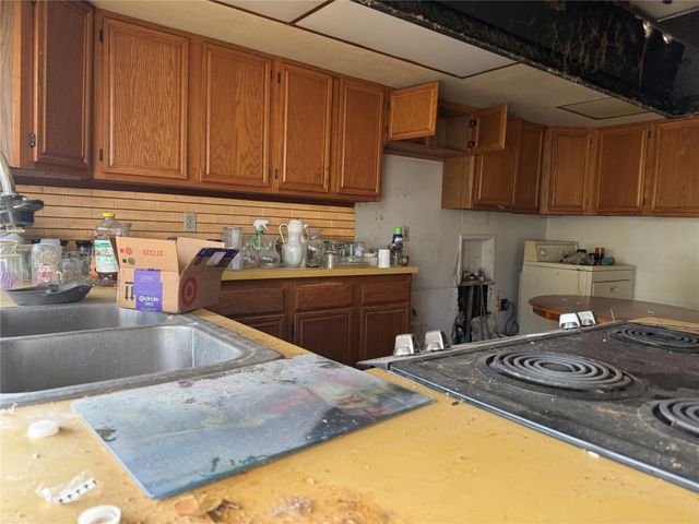 926 Key Colony Drive, Garland, TX 75043