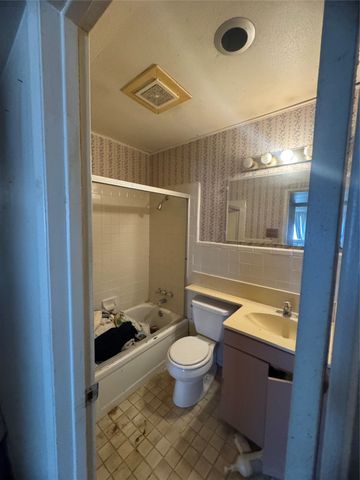 926 Key Colony Drive, Garland, TX 75043