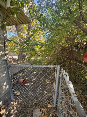 926 Key Colony Drive, Garland, TX 75043