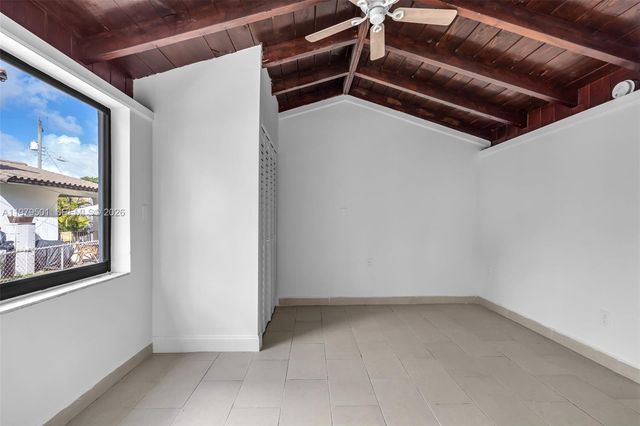 130 SW 31st Ct 2, Miami, FL 33135