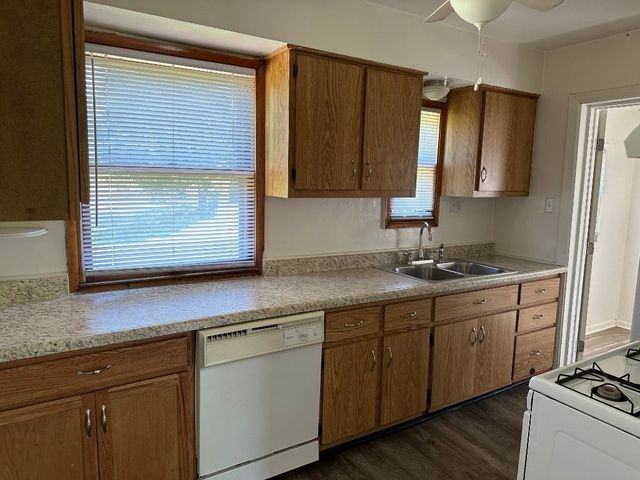 23 Virginia Dr, Lincoln Boro, PA 15133