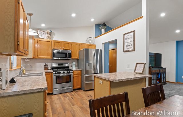938 Kusterer Drive NW, Grand Rapids, MI 49534