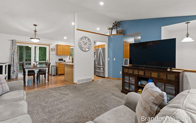 938 Kusterer Drive NW, Grand Rapids, MI 49534
