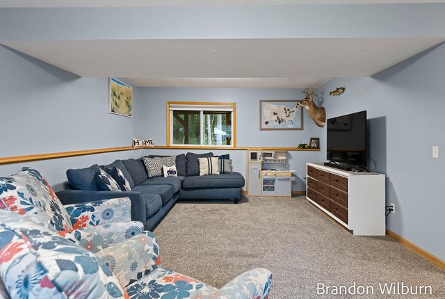 938 Kusterer Drive NW, Grand Rapids, MI 49534