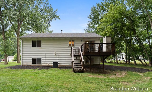 938 Kusterer Drive NW, Grand Rapids, MI 49534