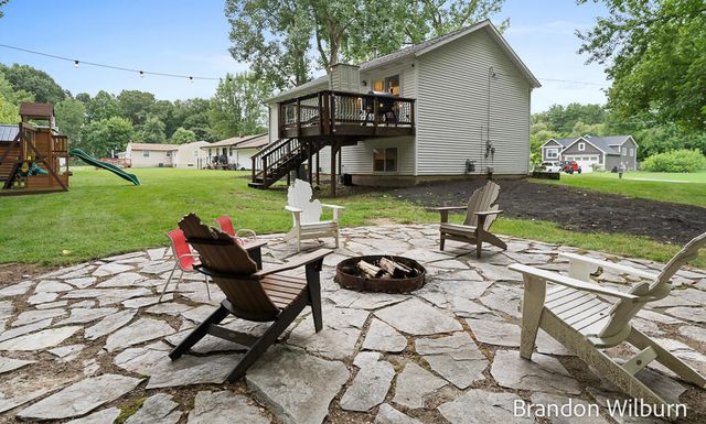 938 Kusterer Drive NW, Grand Rapids, MI 49534
