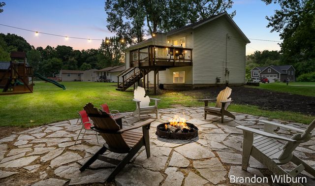 938 Kusterer Drive NW, Grand Rapids, MI 49534