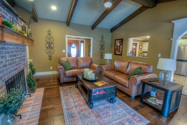 105 Waters Edge Cove, Hot Springs, AR 71901