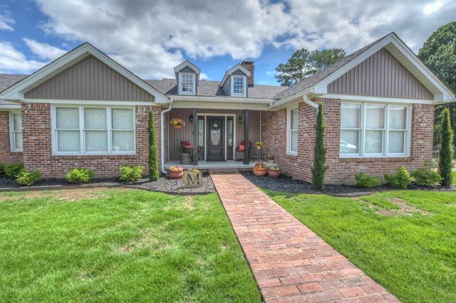 105 Waters Edge Cove, Hot Springs, AR 71901