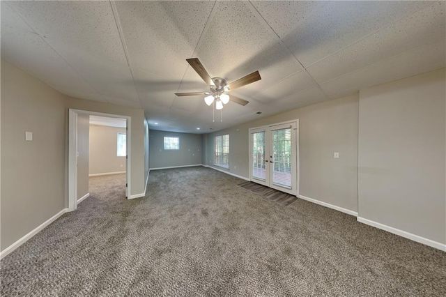 4902 Sturbridge NE Crescent, Roswell, GA 30075