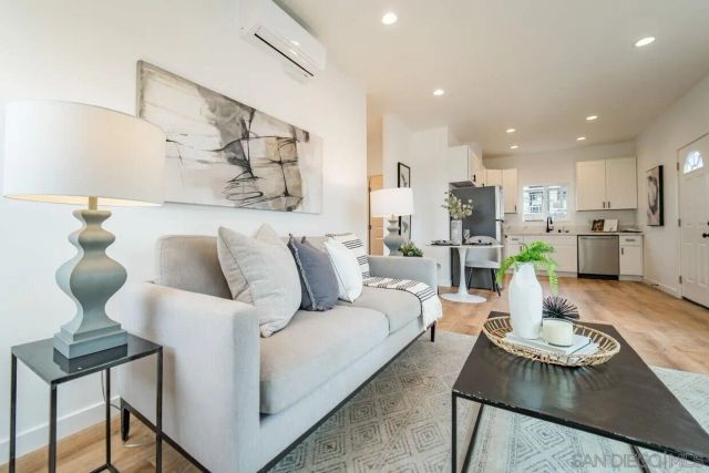 6737 Thomson Court, San Diego, CA 92111