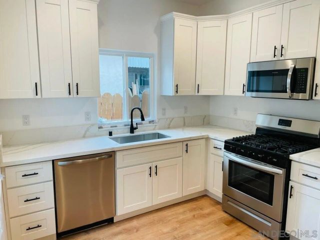 6737 Thomson Court, San Diego, CA 92111