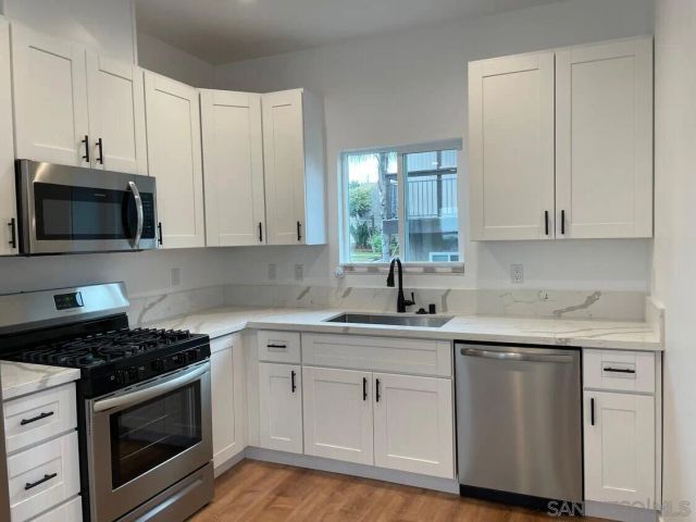 6737 Thomson Court, San Diego, CA 92111