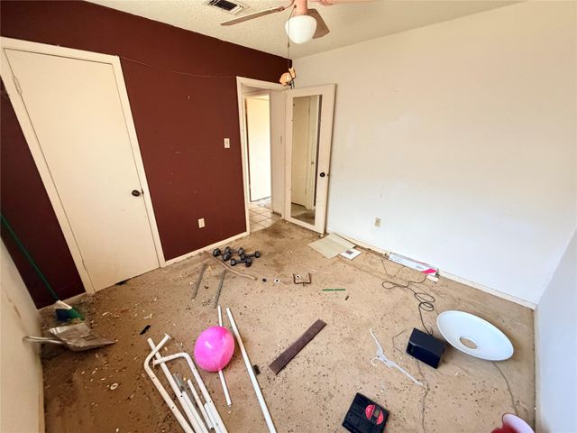 3400 Coachlight Lane, Baytown, TX 77521