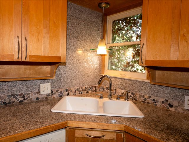 6815 E Grand Avenue, Dallas, TX 75223