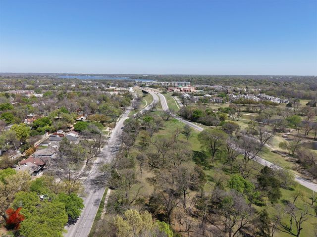 6815 E Grand Avenue, Dallas, TX 75223